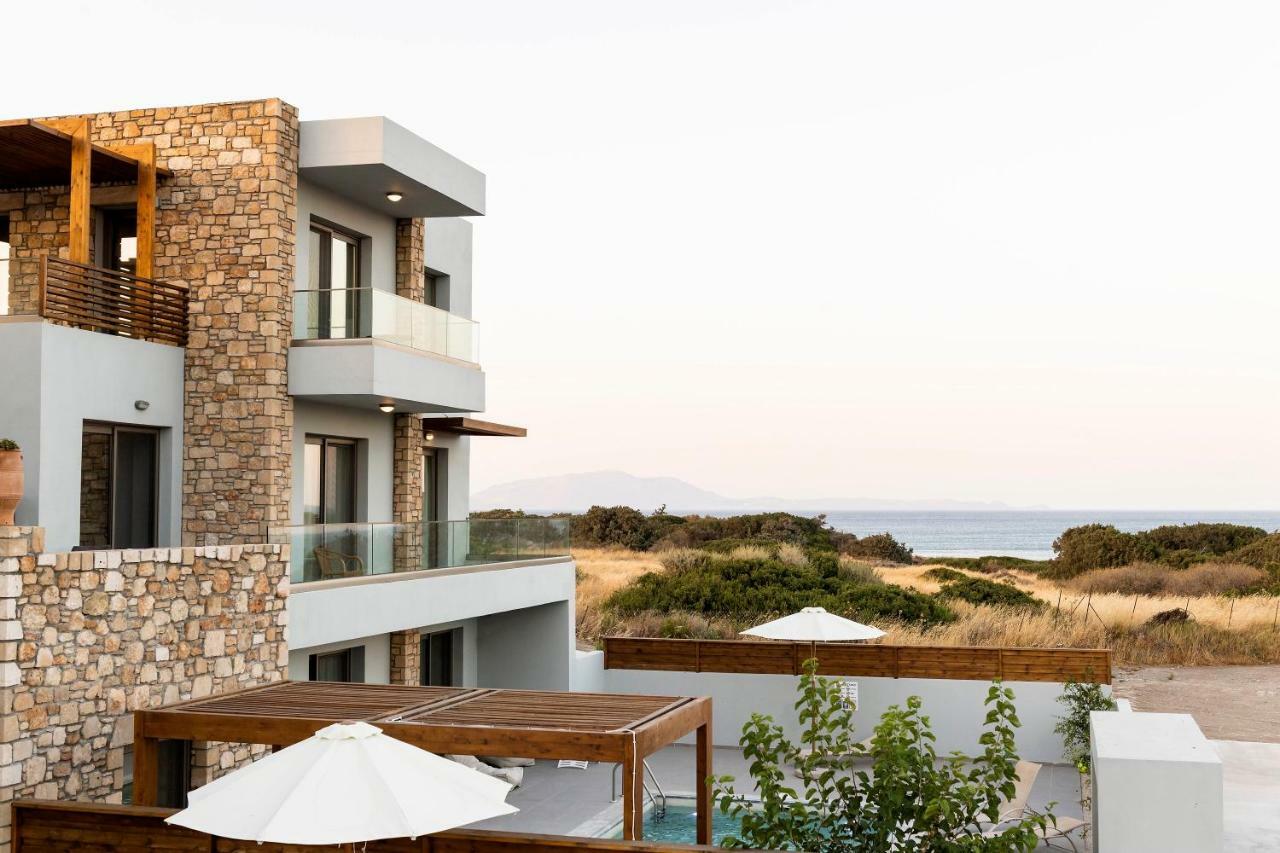 Olive Stone Villas เกนนาดี ภายนอก รูปภาพ